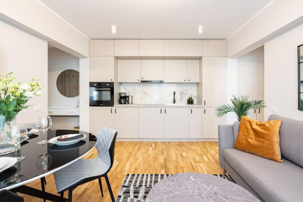 Sunny 2Br Flat - Top Location - Stunning Views 布加勒斯特 外观 照片